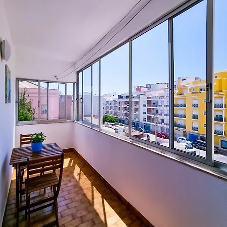 Flh Spacious Flat With Balcony District de Faro